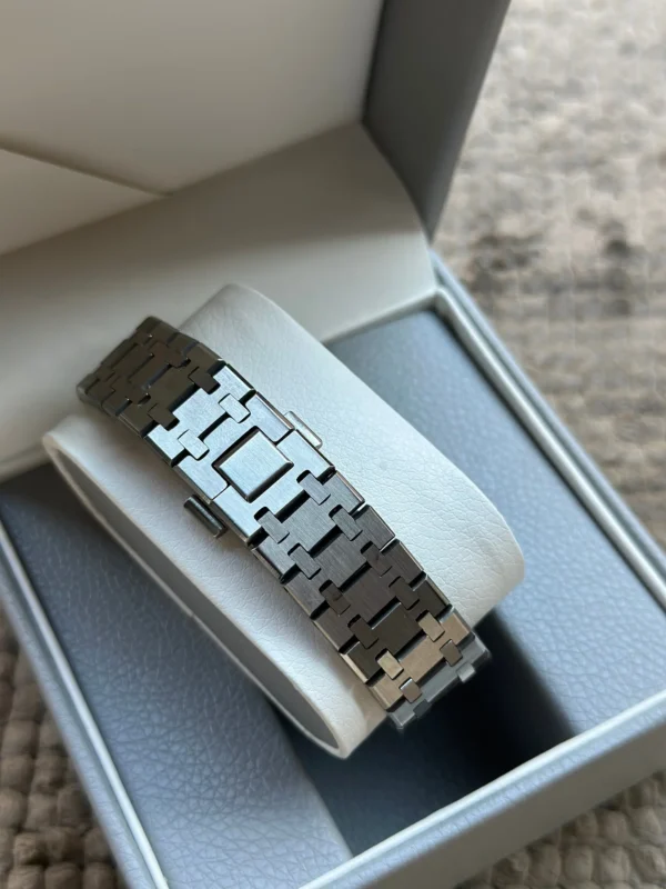 Seiko Mod Royal Oak Navy - Image 5