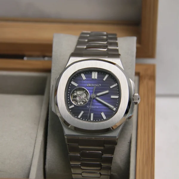 Nautilus Blue Skeleton Open Heart 40mm - Image 2
