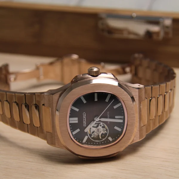 Nautilus Brown Skeleton Open Heart 40mm - Image 3