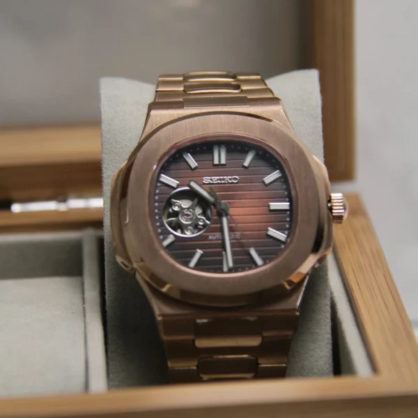 Nautilus Brown Skeleton Open Heart 40mm - Image 2