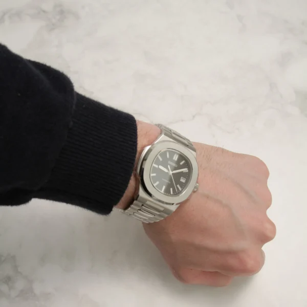Nautilus Black 40mm - Custom Automatic Watch | NH35 - Image 6