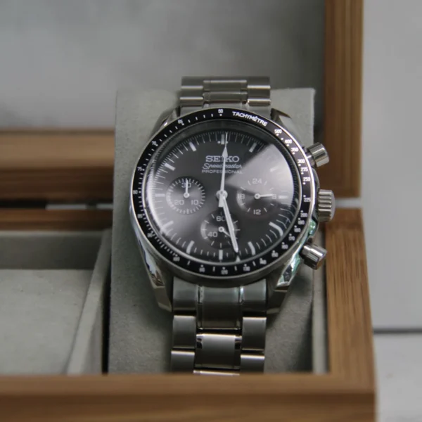 Speedmaster Black 40mm - Custom Quartz Watch | VK63 - Image 2
